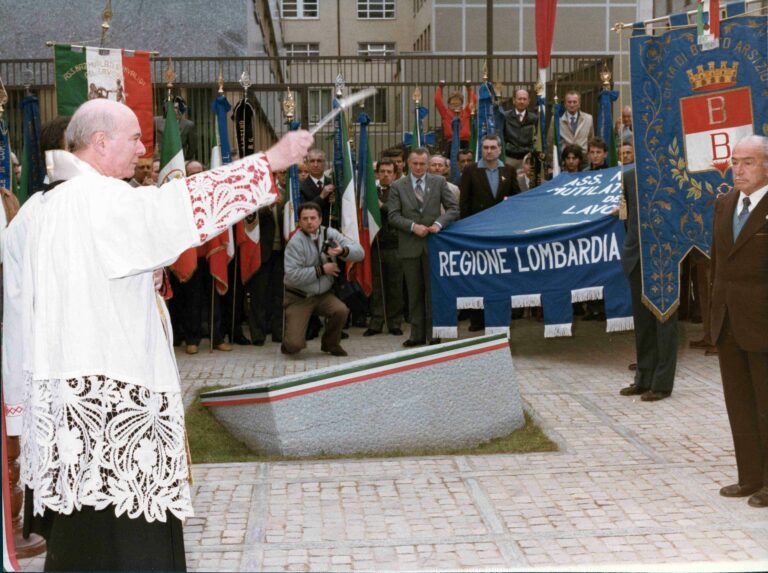 Busto Arsizio-Giornata del Mutilato del lavoro-Associazione Mutilati e invalidi-maggio 1985-009