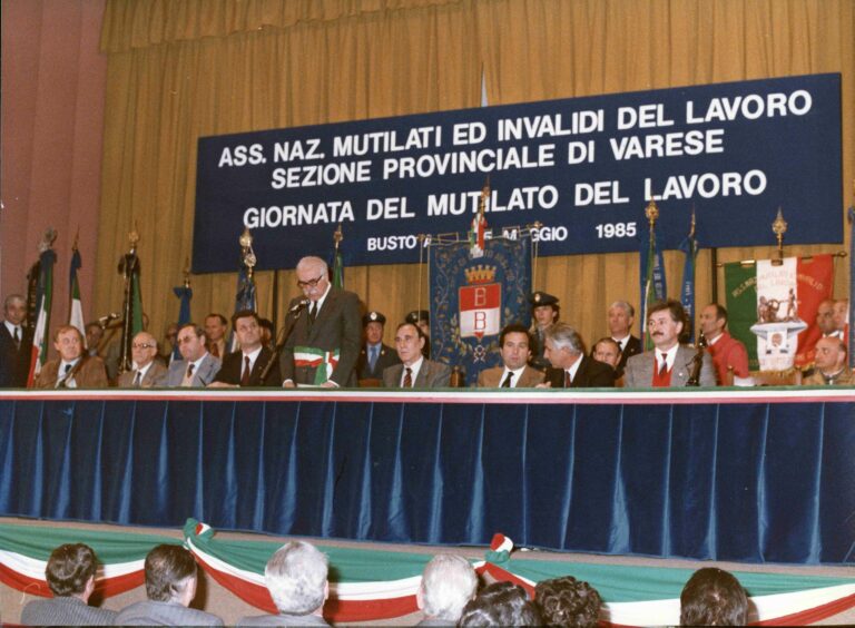 Busto Arsizio-Giornata del Mutilato del lavoro-Associazione Mutilati e invalidi-maggio 1985-020