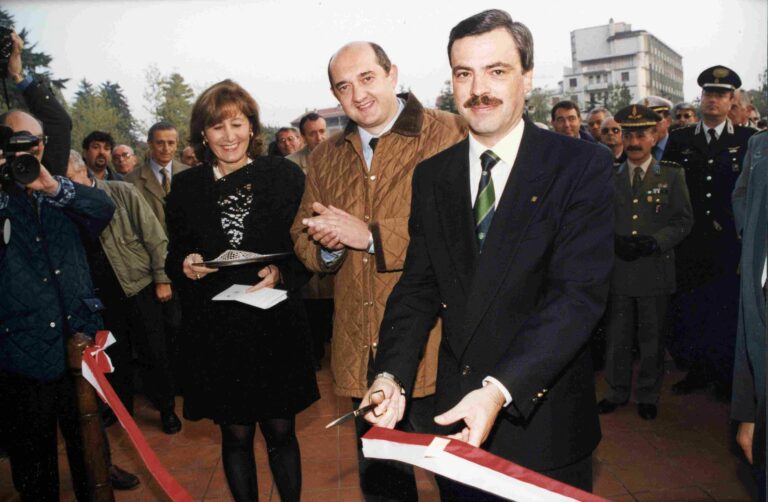 Busto Arsizio-inaugurazione Museo del Tessile-ottobre 1997- 007